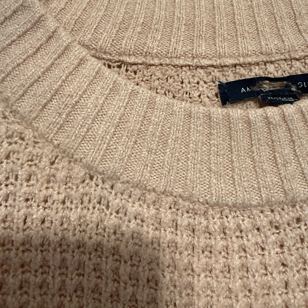 American Eagle Outfitters women’s Light Pink waffle Crewneck sweater - Picture 6 of 9